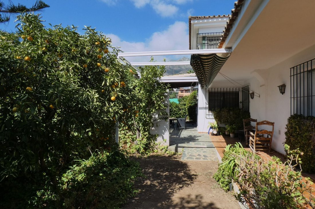 Villa in Marbella, Andalusia, Spain 5 - 17026444