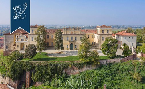 Castle in San Giorgio Canavese, Piedmont, Italy 1