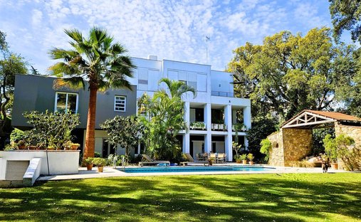 Villa in Centro, Malaga, Spain 1
