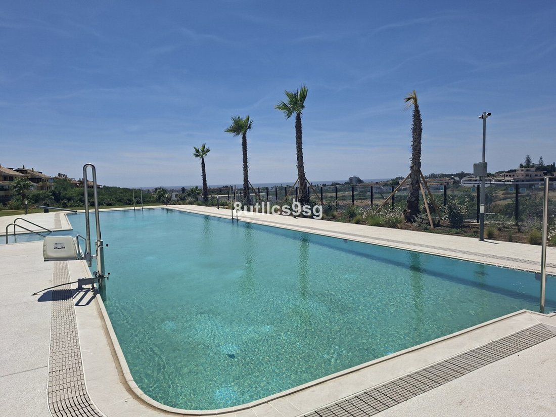 Penthouse in Estepona, Andalusia, Spain 1 - 17025305