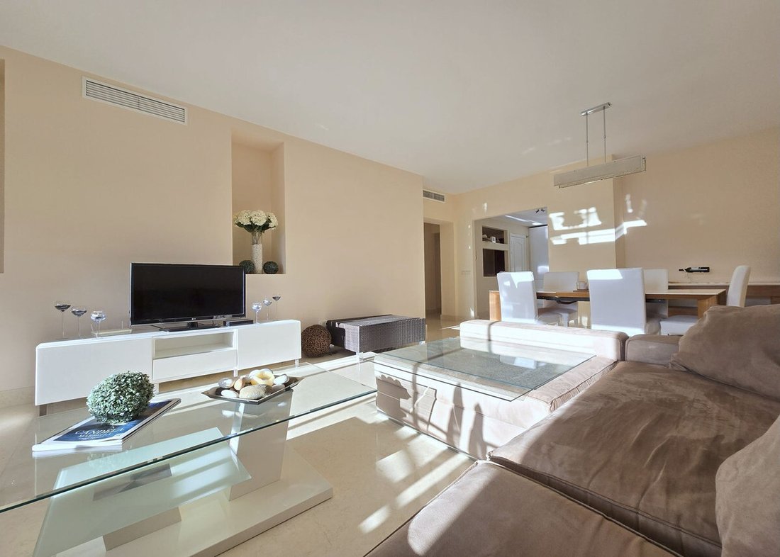 Apartment in Benahavis, Andalusia, Spain 3 - 17027163