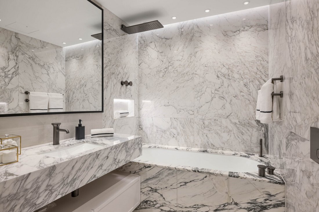 Apartment in Mayfair, Westminster, England 4 - 17023443