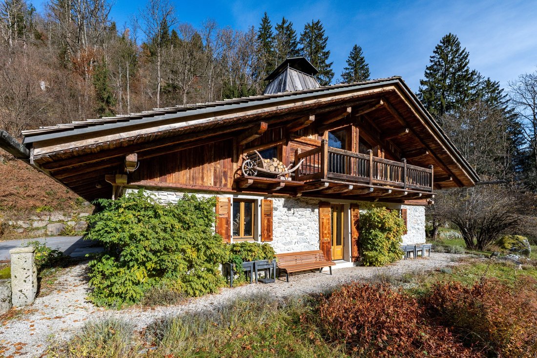 House in Chamonix-Mont-Blanc, Auvergne-Rhône-Alpes, France 4 - 17023025