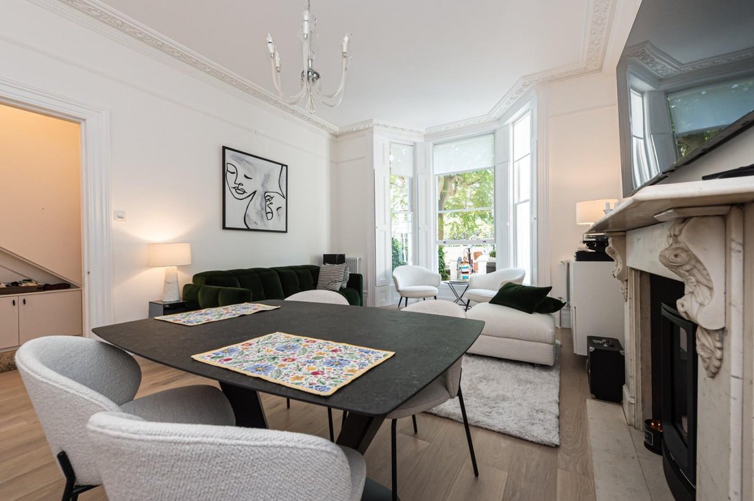 Apartment in Brook Green, Hammersmith and Fulham, England 2 - 17022447