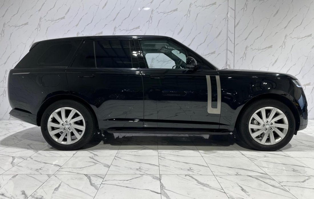 Suv in Ruislip, United Kingdom 2 - 17022644