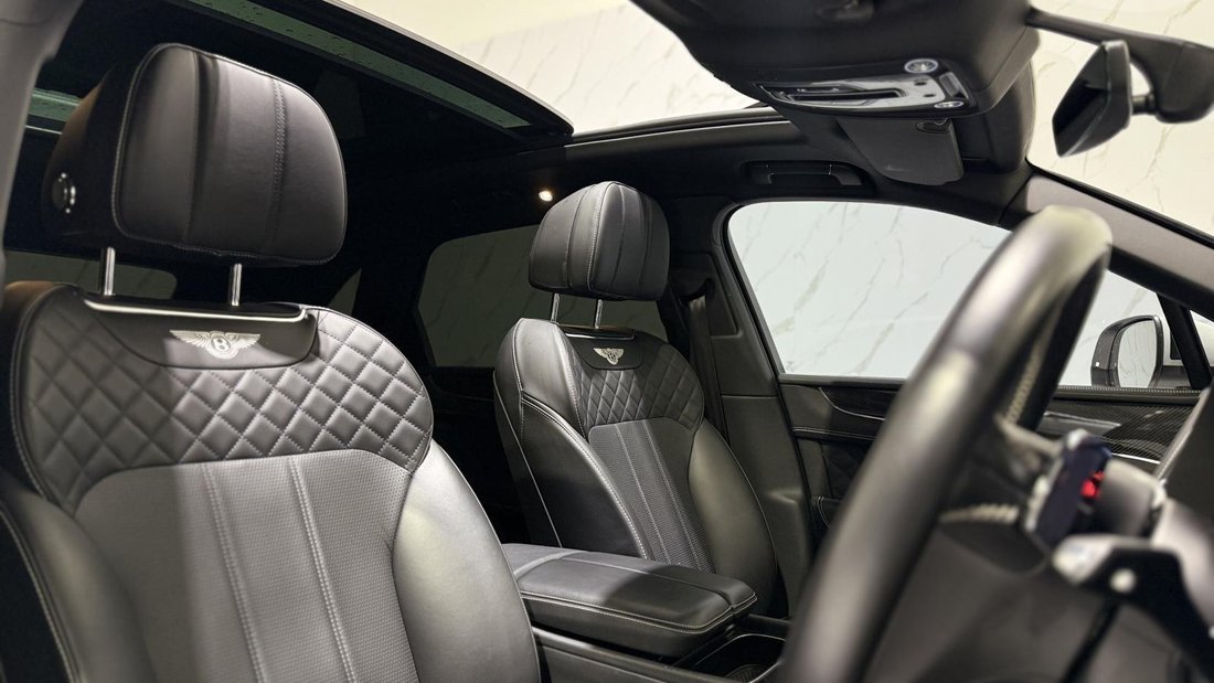 Suv in Ruislip, United Kingdom 3 - 17022894