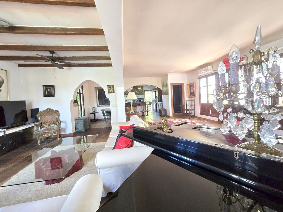 Finca in Alhaurin el Grande, Andalusia, Spain 4 - 17027425