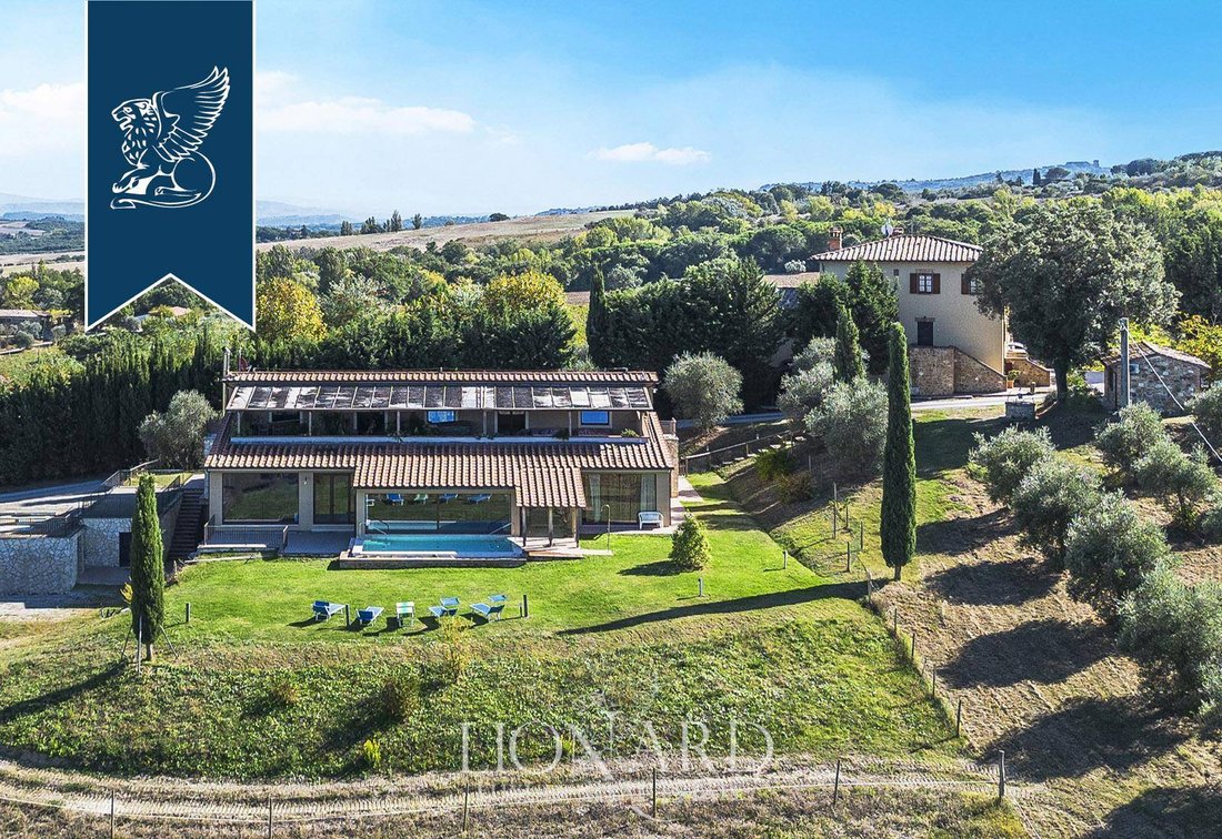 Villa in Chianciano Terme, Tuscany, Italy 2 - 17023286