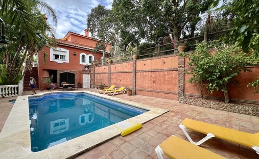 Villa in Centro, Malaga, Spain 1