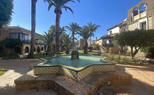 Penthouse in Fuengirola, Andalusia, Spain 1