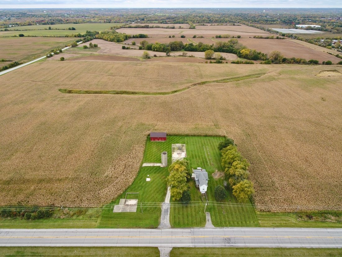 House in Frankfort, Illinois, United States 2 - 17022145