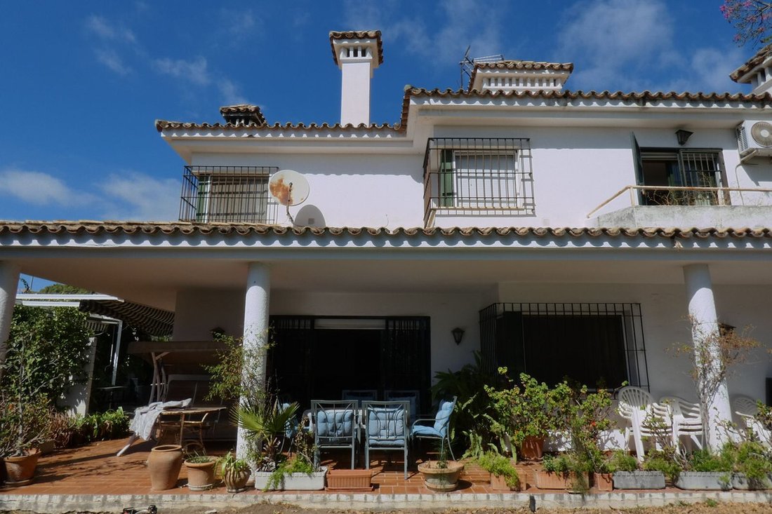 Villa in Marbella, Andalusia, Spain 1 - 17026444