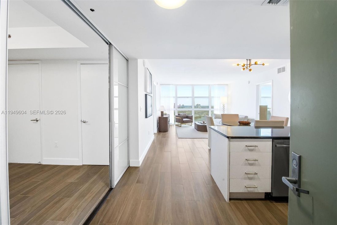 Condo in Miami, Florida, United States 2 - 17023318