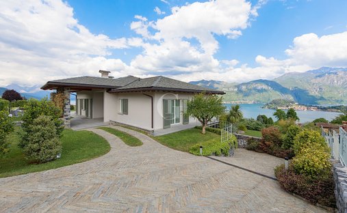 House in Griante, Lombardy, Italy 1