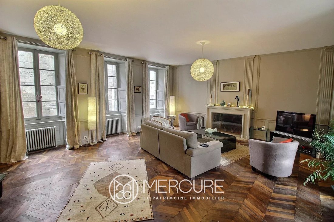 Townhouse in Quintin, Brittany, France 3 - 14314840