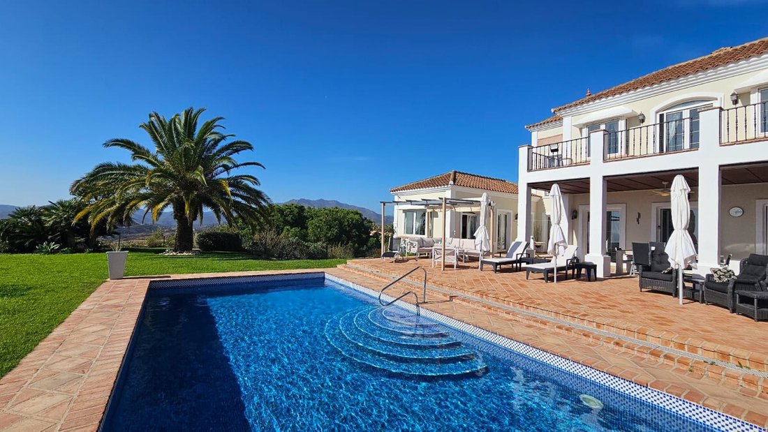 Villa en Mijas, Andalucía, España 1 - 17025337