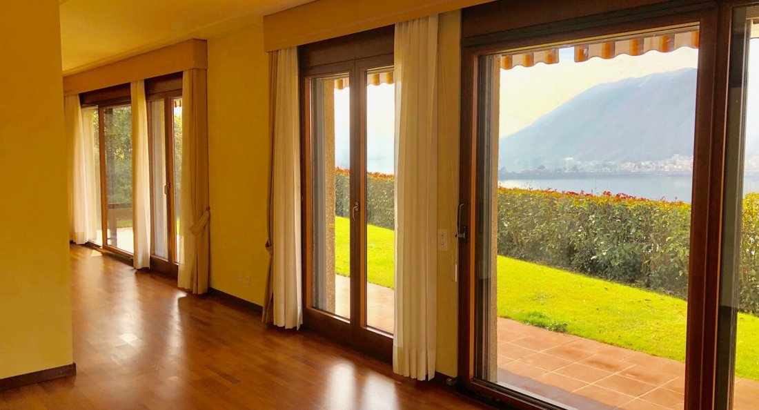 House in Campione d'Italia, Lombardy, Italy 3 - 17022618