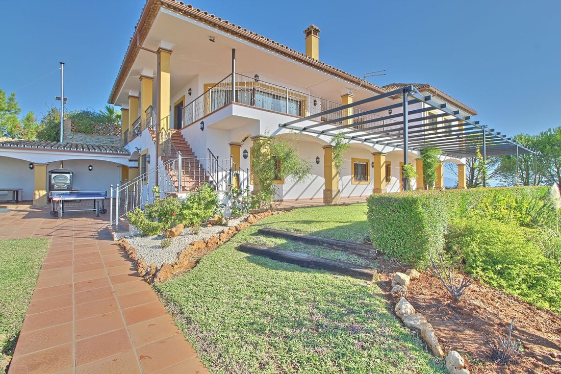 Finca in Estepona, Andalusia, Spain 4 - 17025250