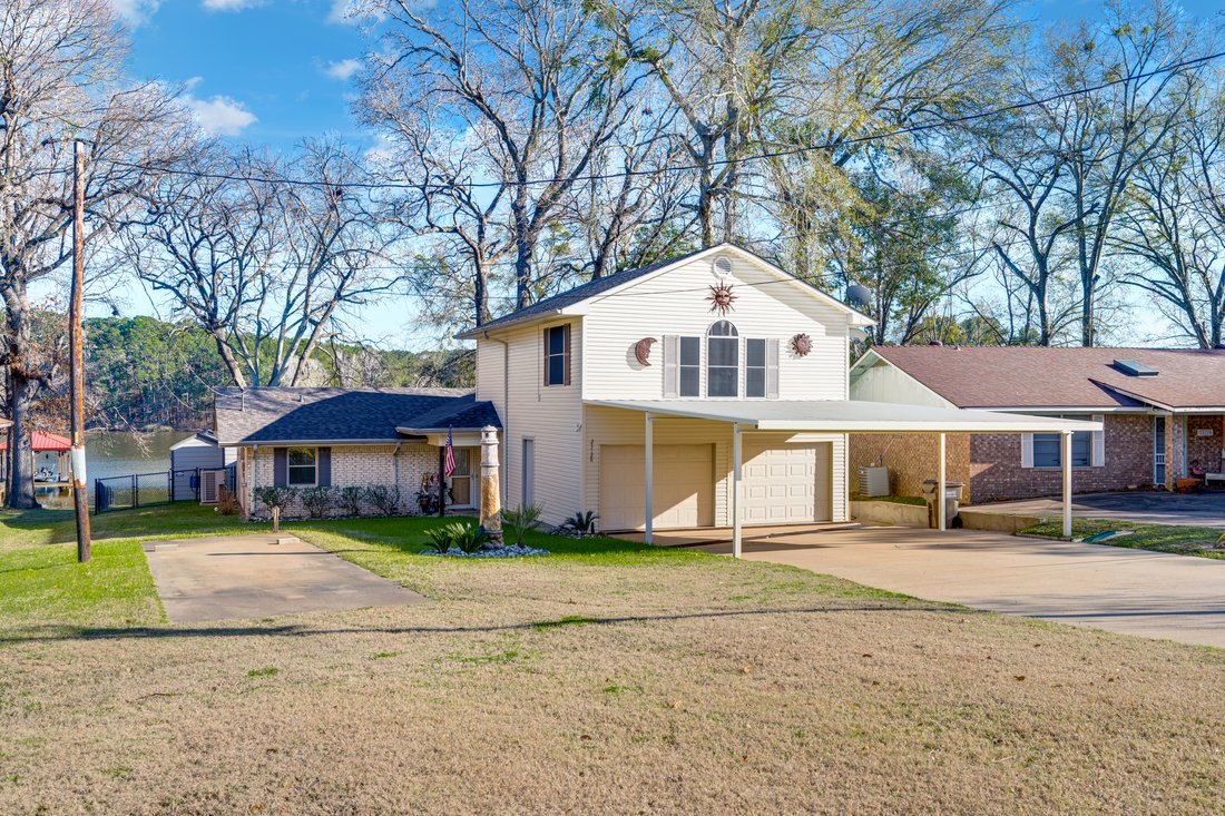 House in Palestine, Texas, United States 2 - 17021826