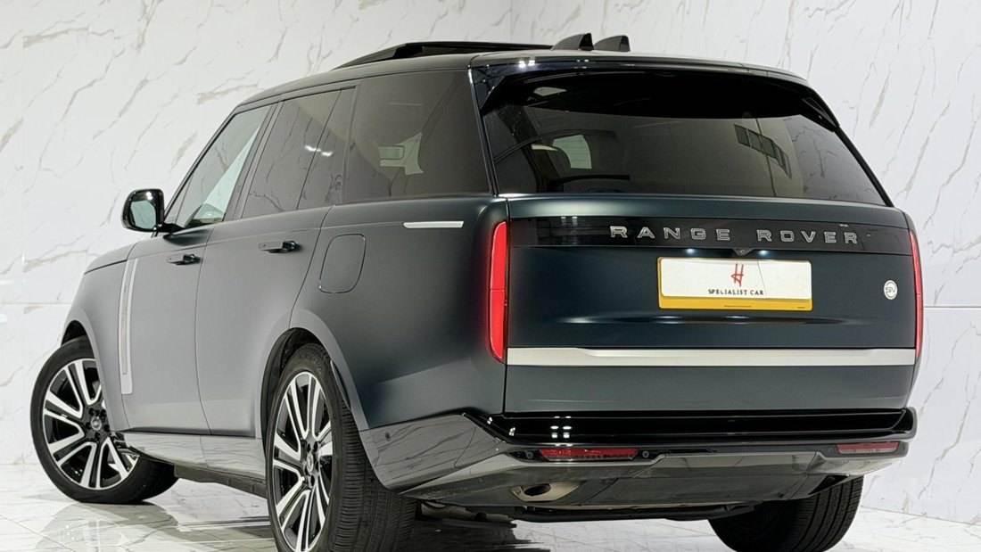 Suv in Ruislip, United Kingdom 5 - 17022764