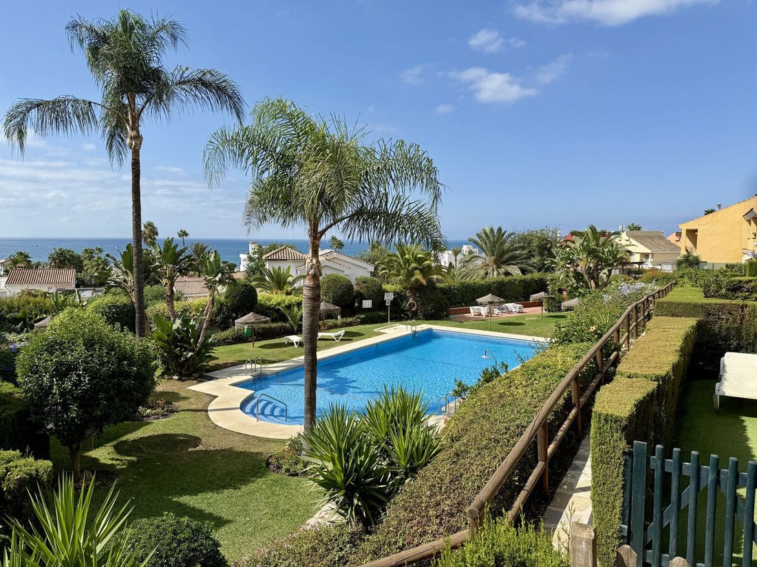 Villa in Elviria-Cabopino, Marbella, Spain 1 - 17028500