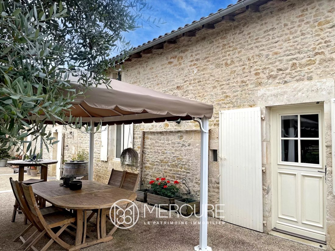 House in Centre Ville, Saint-Maixent-l'École, France 4 - 14720304