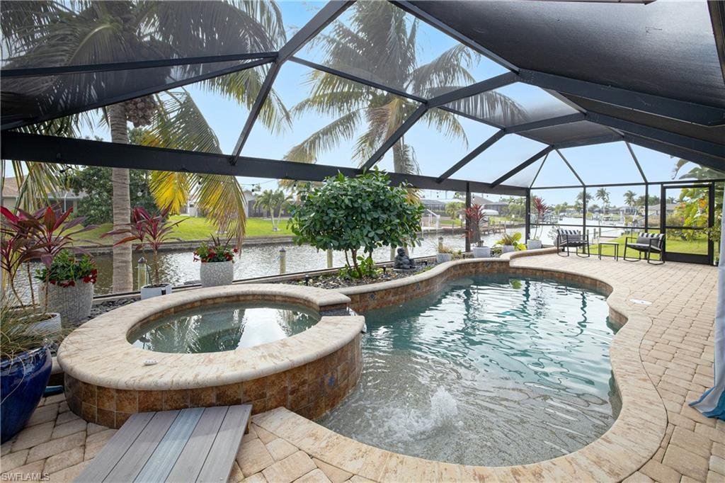 House in Cape Coral, Florida, United States 1 - 17021015