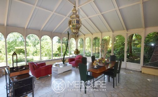 18th Century Château With Tuscan Inspiration