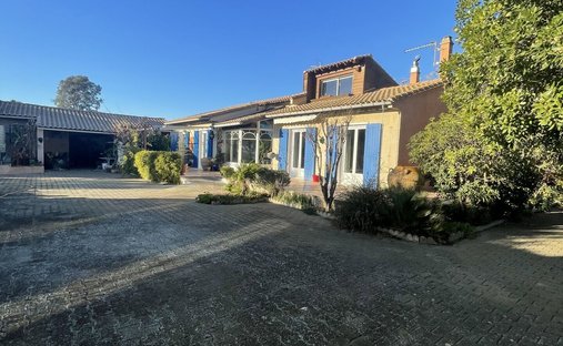 House in Nord, Cuxac-d'Aude, France 1