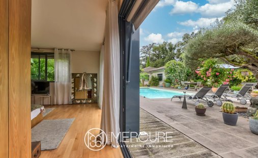 Villa in Le Haut de Villeneuve-Tolosane, Villeneuve-Tolosane, France 1
