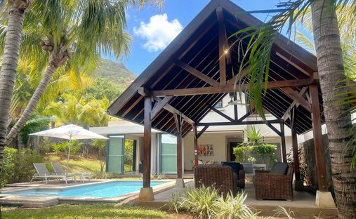 Villa in Tamarin, Rivière Noire District, Mauritius 1