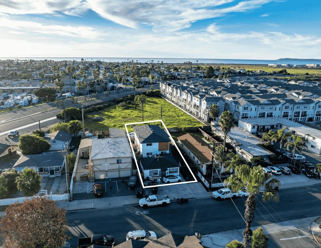 Imperial Beach, California, United States 1 - 17024928