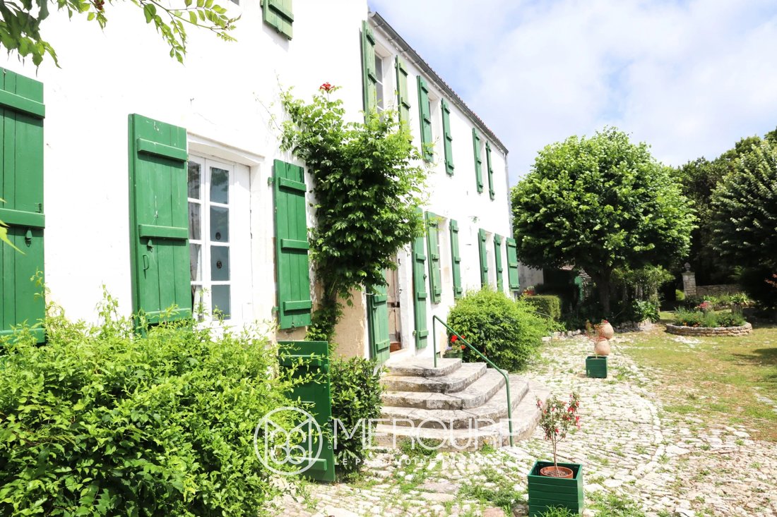 House in Saint-Pierre-d'Oléron, Nouvelle-Aquitaine, France 2 - 15968630