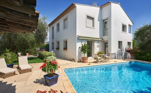 Casa a Vallergues, Cannes, Francia 1