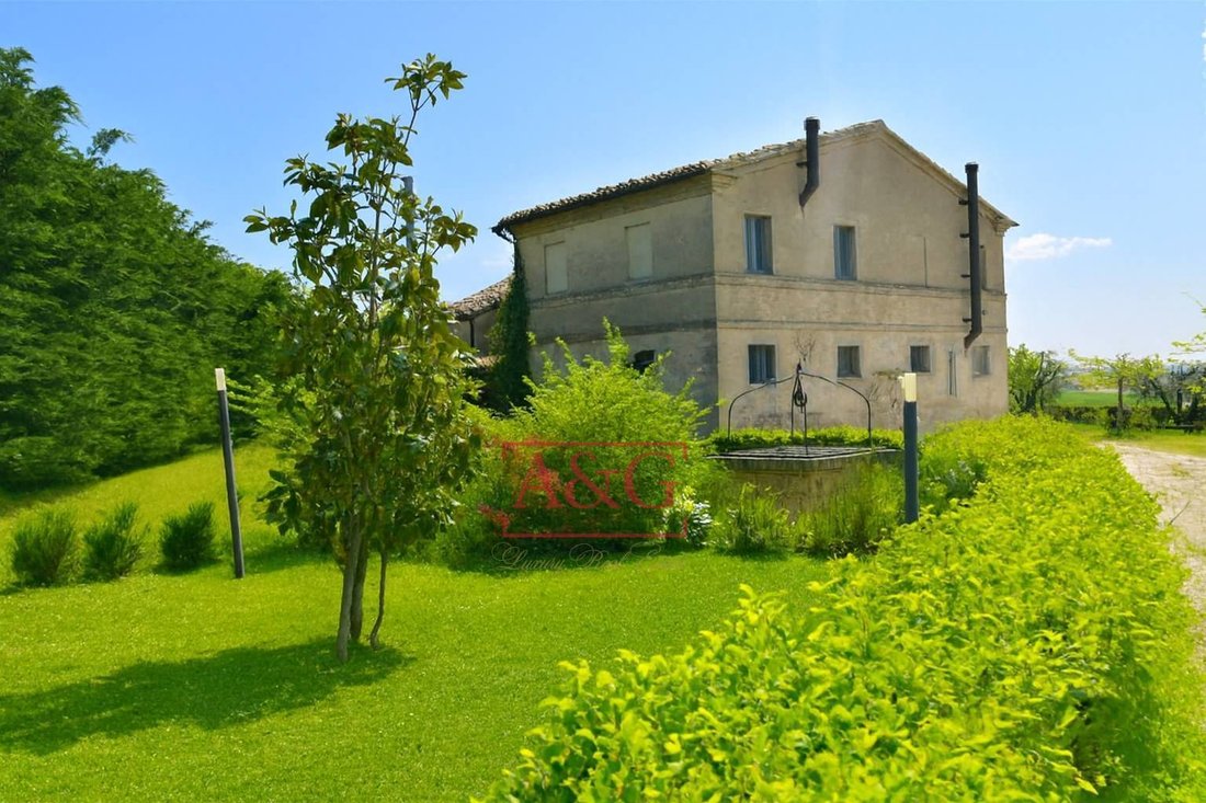 Country House in Recanati, Marche, Italy 2 - 17024199