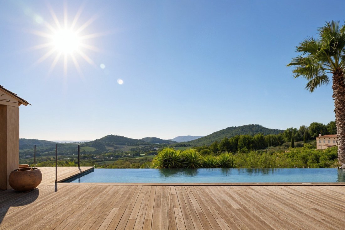 House in Saint-Cyr-sur-Mer, Provence-Alpes-Côte d'Azur, France 3 - 17023486