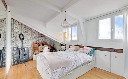 Immeuble / Maison Puteaux / Les Bergeres 350 M² Garage Et 2 Parking