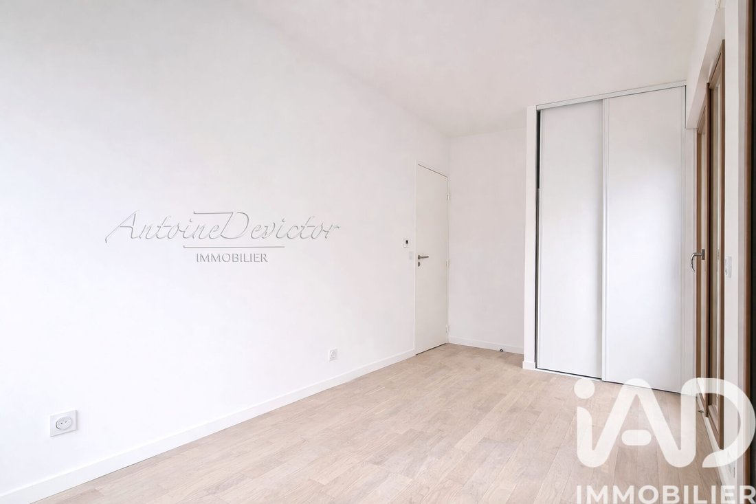 Apartment in Bel-Air Nord, Paris 12e Arrondissement, Paris 4 - 17022006