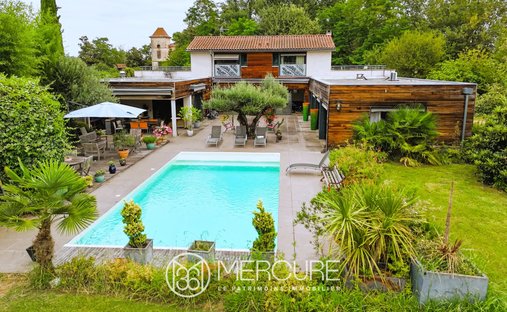Villa in Le Haut de Villeneuve-Tolosane, Villeneuve-Tolosane, France 1
