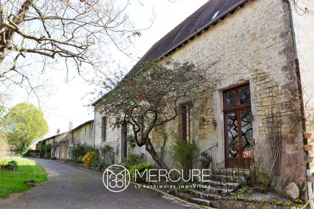 House in Chef-Boutonne, Nouvelle-Aquitaine, France 5 - 12207863
