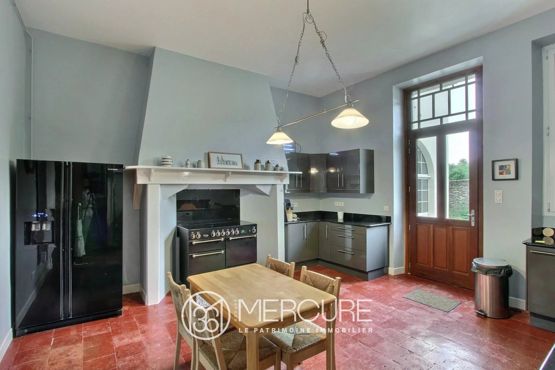 Townhouse in Plaisance, Occitania, France 5 - 16128048