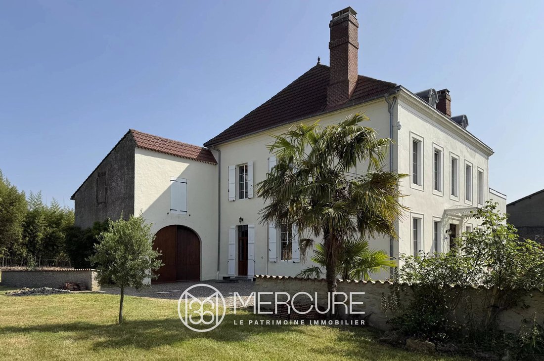 Townhouse in Plaisance, Occitania, France 1 - 16128048