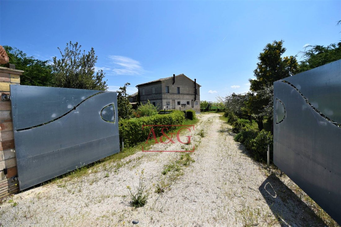 Country House in Recanati, Marche, Italy 3 - 17024199