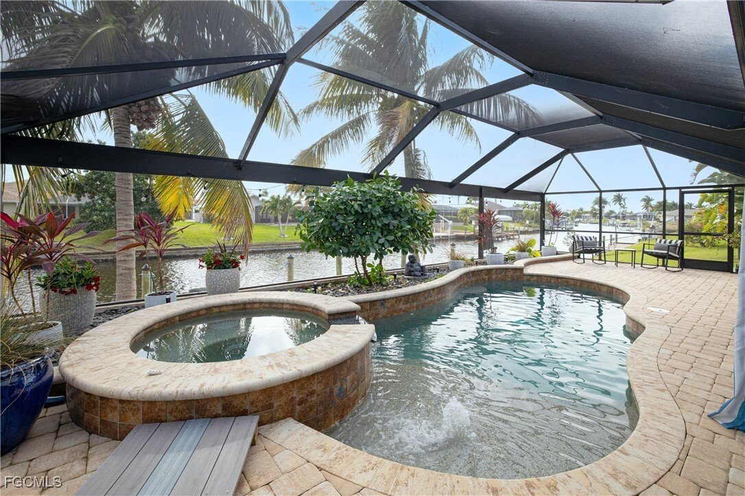 House in Cape Coral, Florida, United States 1 - 17021020