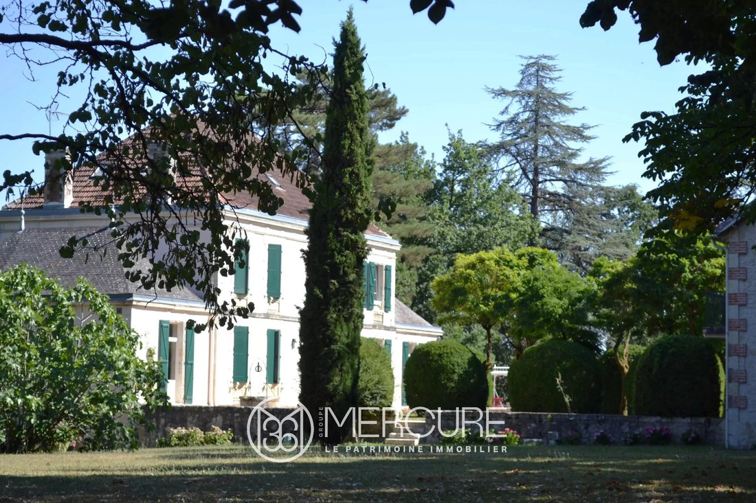 Estate in Fleurance, Occitania, France 1 - 16672553
