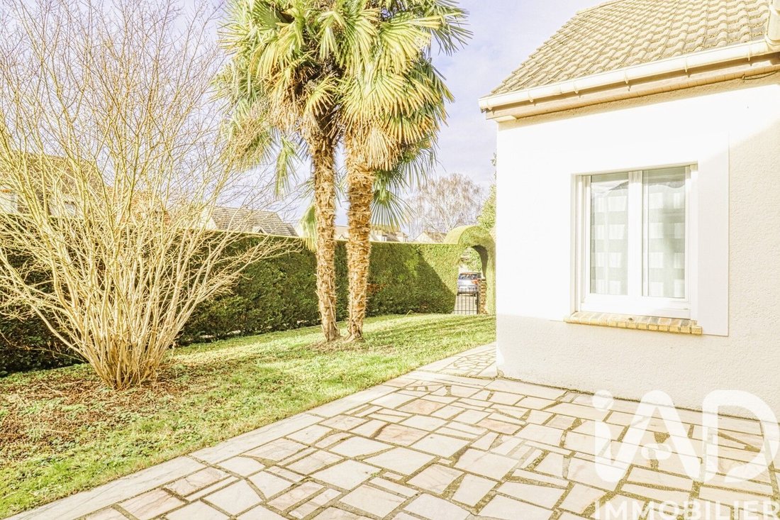 House in Soisy-sous-Montmorency, Ile-de-France, France 3 - 16991785