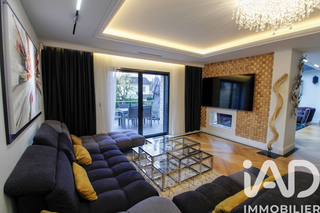 House in Saint-Brice-sous-Foret, Ile-de-France, France 3 - 17022077