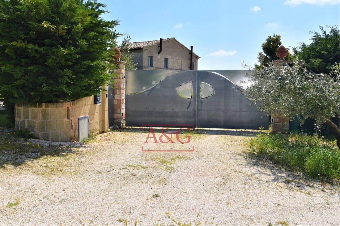 Country House in Recanati, Marche, Italy 4 - 17024199
