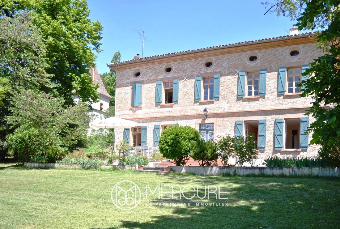 Estate in Lafrançaise, Occitania, France 1 - 16338165