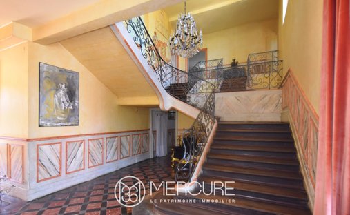 18th Century Château With Tuscan Inspiration